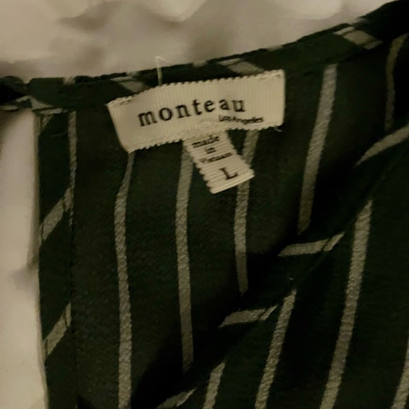 Green striped jumpsuit - Picture 3 of 3